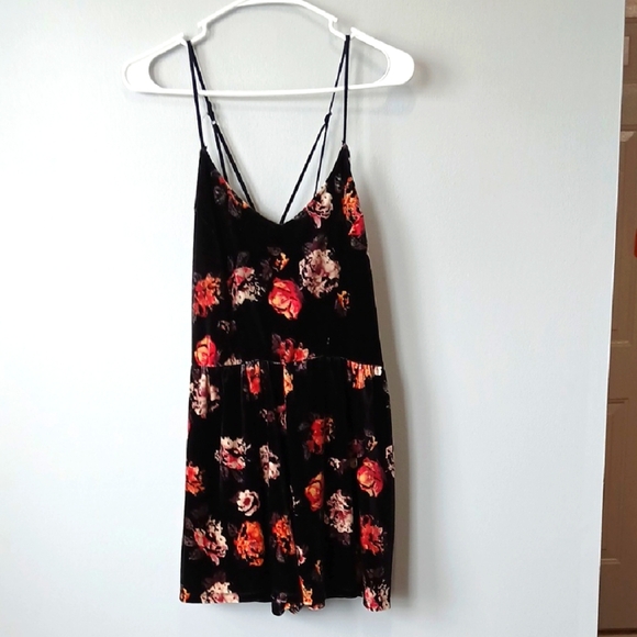 Xhilaration Velvet Floral Romper Size Large Y2K Whimsygoth Boho Festival - Picture 1 of 4